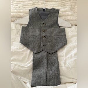 Janie and Jack Charcoal Gray Vest and pant set